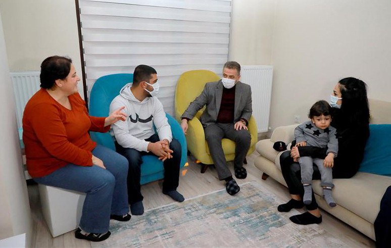 USTA’DAN GEÇMİŞ OLSUN ZİYARETİ