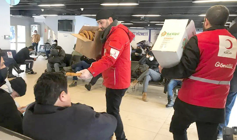 ZOR GÜN DOSTU KIZILAY 