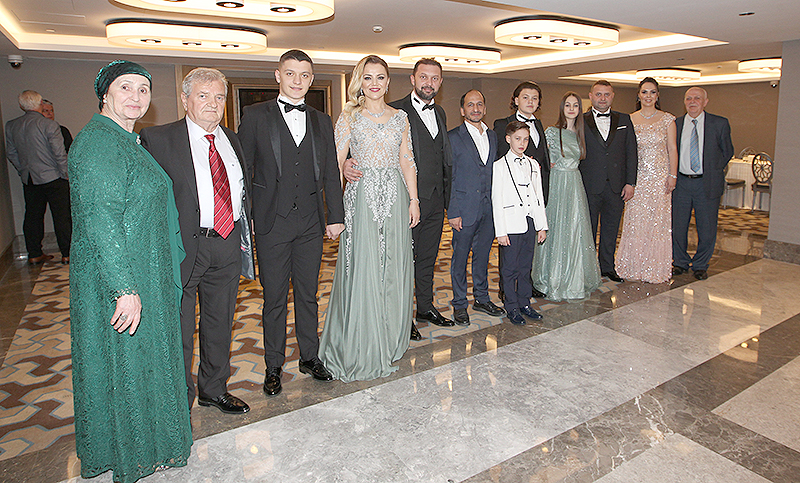 BALATA AİLESİNİN MUTLU GÜNÜ 
