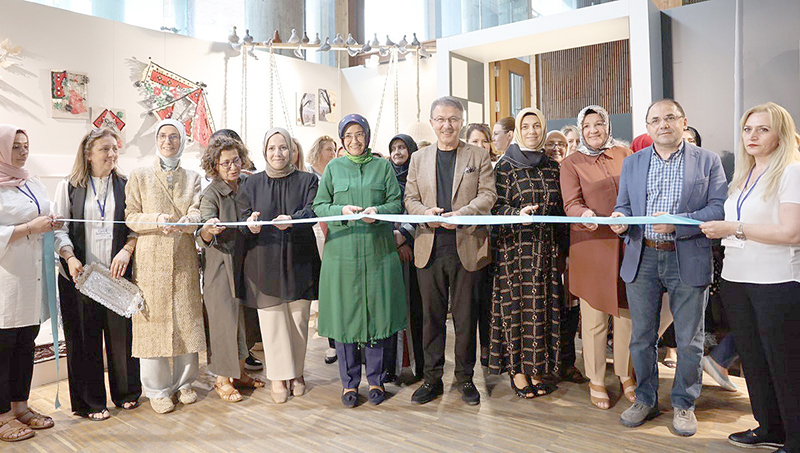 SANATA DAİR İZLER SERGİSİ VE FESTİVALİ 