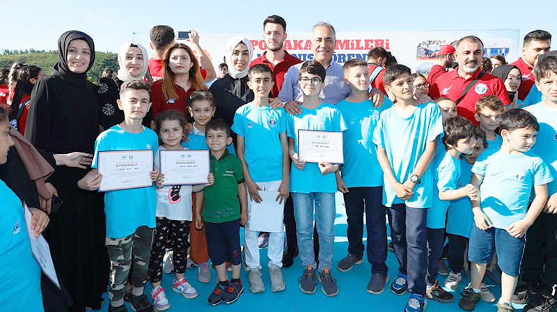 GENÇ SPORCULAR HÜNERLERİNİ SERGİLEDİ