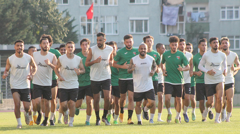 PAŞA SEZONU EVİNDE AÇIYOR