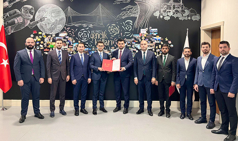 AK GENÇLER’DE GÖREV DEĞİŞİMİ