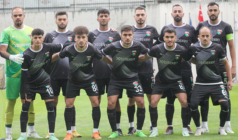 PAŞA ÇIKIŞ PEŞİNDE