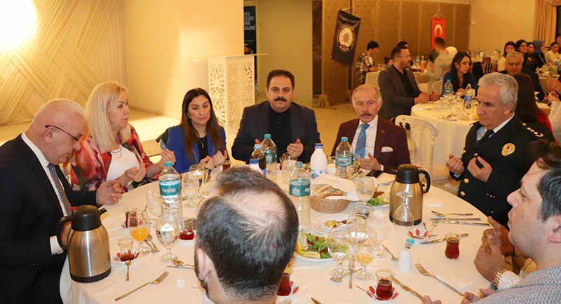  EMNİYET MENSUPLARINA İFTAR