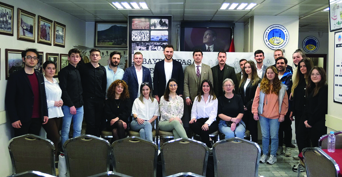 BAYRAMPAŞALI GENÇLER 19 MAYIS’TA BULUŞTU