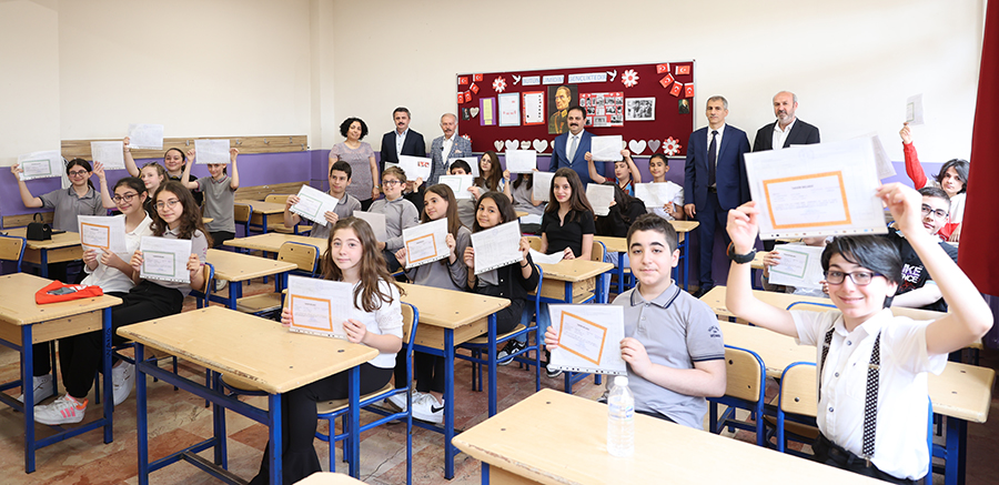 BAYRAMPAŞA’DA KARNE HEYECANI