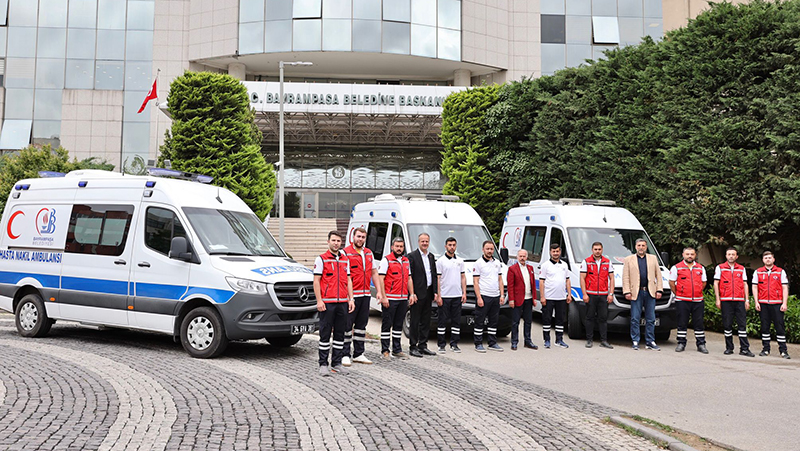 BAYRAMPAŞA’YA 3 YENİ AMBULANS