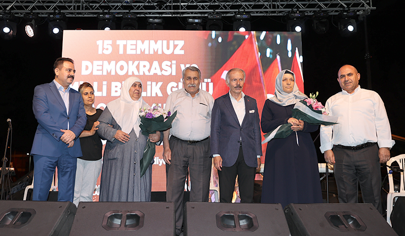15 TEMMUZ ŞEHİTLERİ ANILDI 