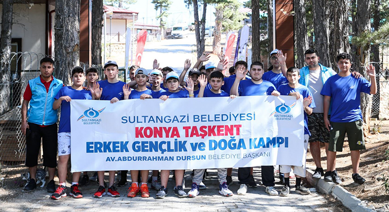 SULTANGAZİ’DE GENÇLERE  KAMP