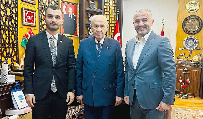 SÖNMEZ’LER MHP’Yİ ZİYARET ETTİ