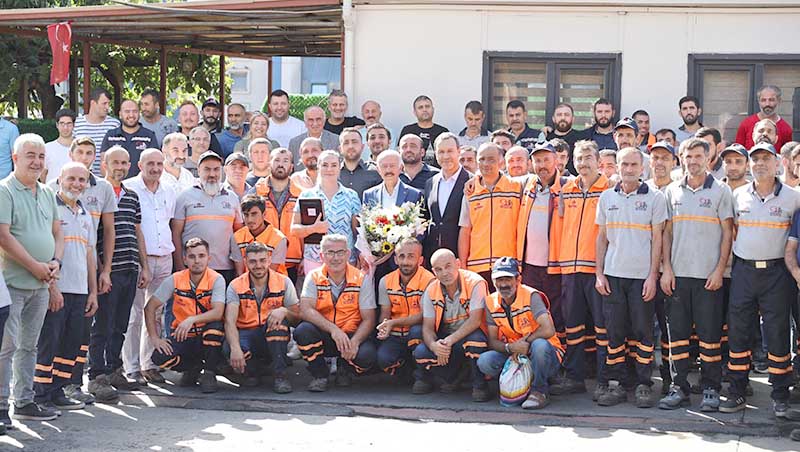 BELEDİYEDEN İŞÇİLERE EK ZAM