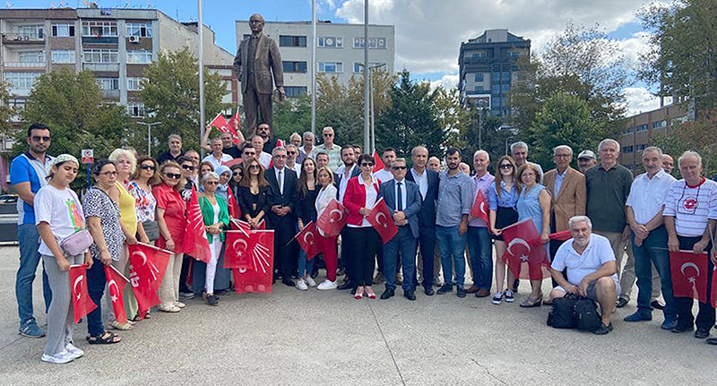  CHP 100. YILINI KUTLADI