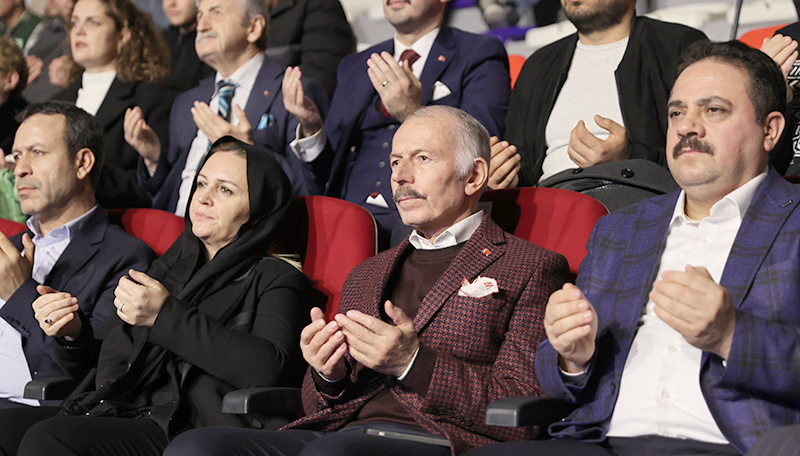 DEPREM ŞEHİTLERİ BAYRAMPAŞA’DA ANILDI