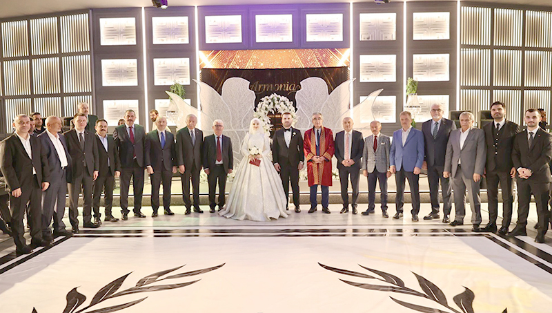  SÖNMEZ VE İNANLI AİLESİNİN MUTLU GÜNÜ