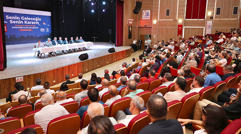 MAHALLE MECLİSİNE YOĞUN İLGİ