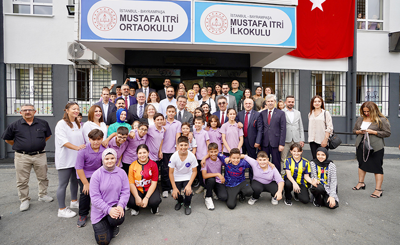 İBB’DEN KIRTASİYE SETİ 