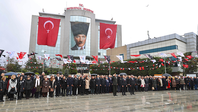 ATATÜRK, TÖRENLERLE ANILDI