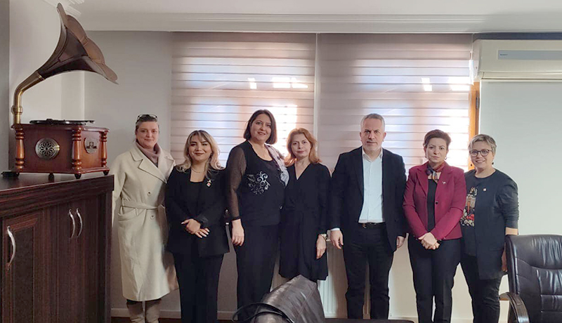 CHP KADIN KOLLARI AKTİF ÇALIŞIYOR