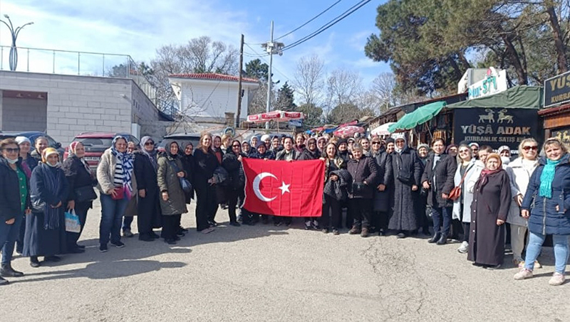 CHP’Lİ KADINLARDAN MANEVİ YOLCULUK