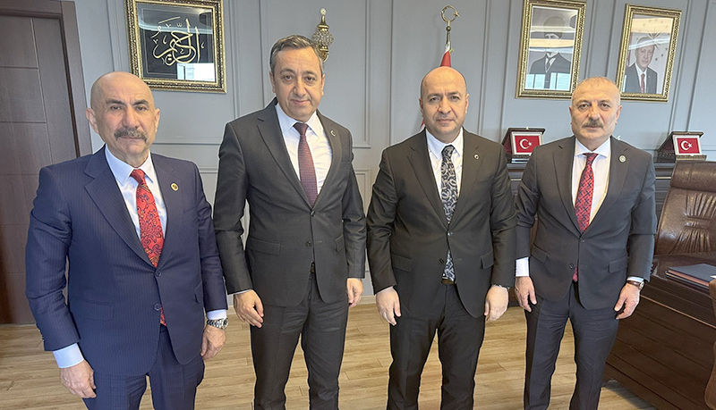 MHP’DEN ÇİFTÇİ’YE ZİYARET