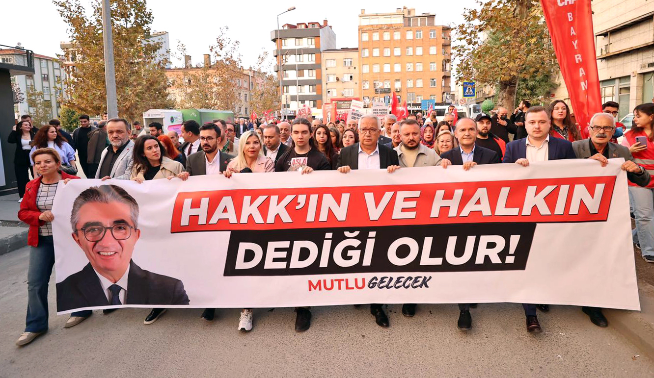 BAYRAMPAŞA'DA 'İRADEYE SAYGI YÜRÜYÜŞÜ'