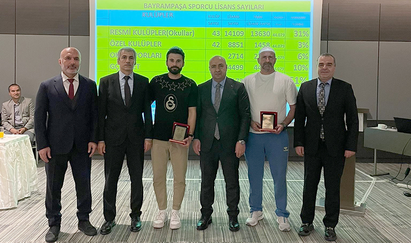 BAYRAMPAŞA'DA SPOR MASAYA YATIRILDI