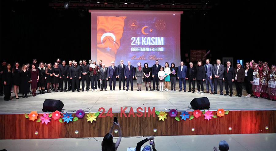 ÖĞRETMENLER GÜNÜ BAYRAMPAŞA’DA KUTLANDI