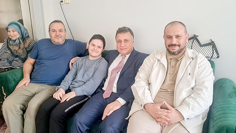 AK PARTİ’DEN YÜREK ISITAN ZİYARETLER